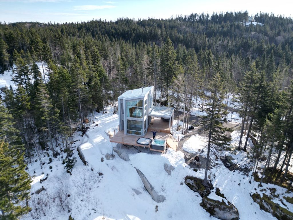 Дом с панорамным остеклением